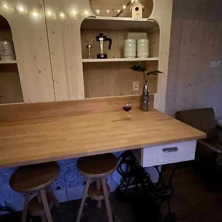 럭셔리텐트 Glamping - Stylova Maringotka V Srdci Ladova Kraje, Pobliz Hlavniho Mesta Prahy Stribrna Skalice