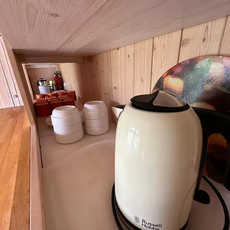 خيمة فخمة Glamping - Stylova Maringotka V Srdci Ladova Kraje, Pobliz Hlavniho Mesta Prahy *